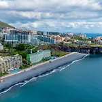 Sunset Atlantic Gardens 408 شقة