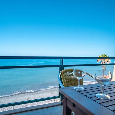 Sunset Atlantic Gardens 408 Апартаменты