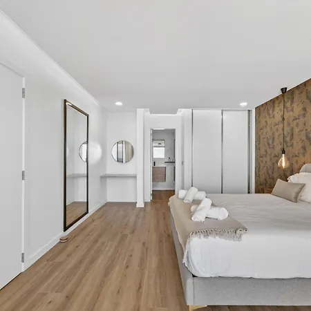 Sunset Atlantic Gardens 408