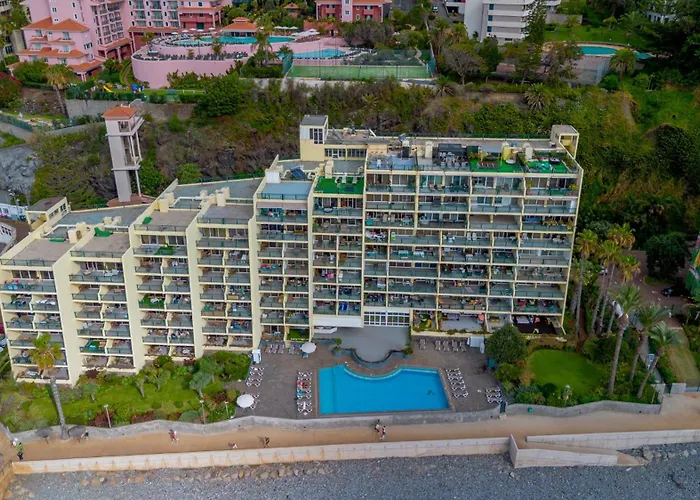 Sunset Atlantic Gardens 408 Apartment